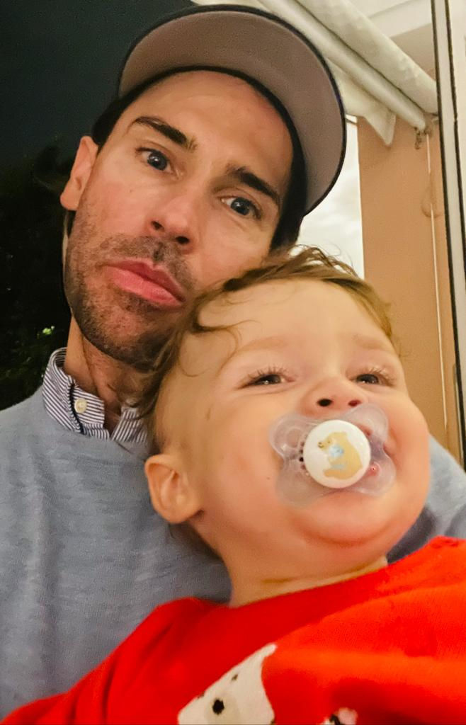 Dad and baby selfie